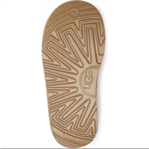 UGG Kids Keegan Metallic Slipper Gold Shimmer Faux Fur Lined Slip-On Shoes NWT - Picture 5 of 14